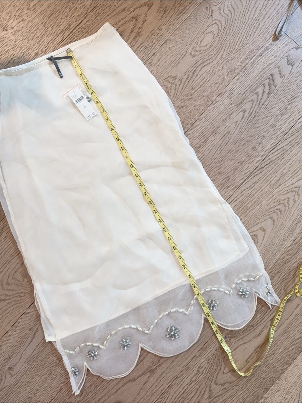 103088142 Anthropologie Sheer Ivory Embellished Hem Skirt - XS - Picture 4 of 5